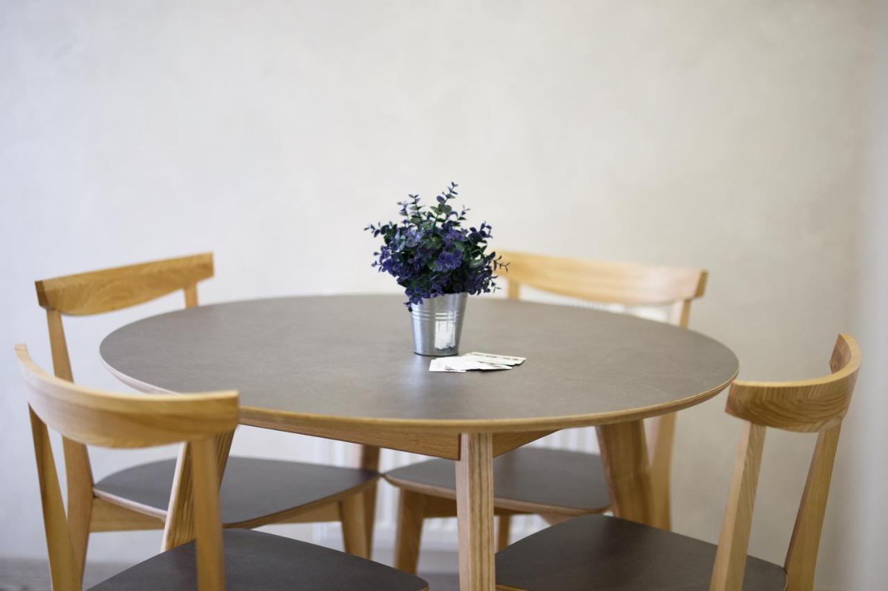 Lux Apartments Lviv Ngoại thất bức ảnh